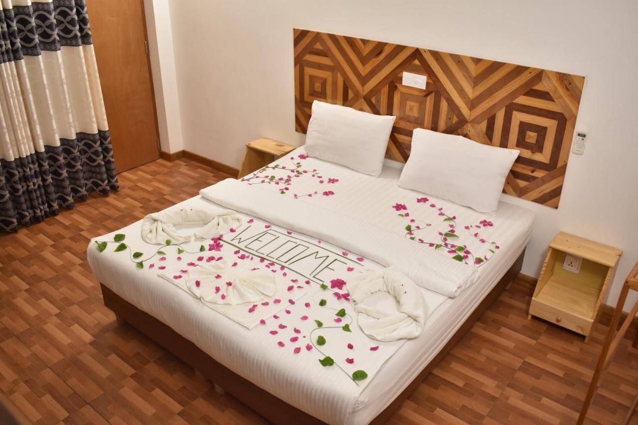 Seena Inn Fulidhoo Exterior foto